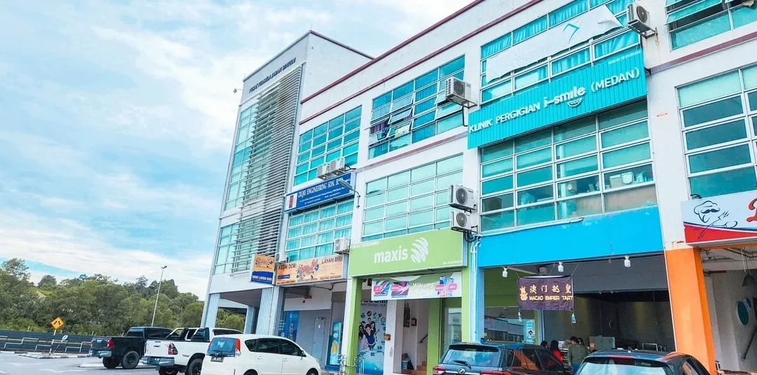 i smilemedan dental surgery bintulu