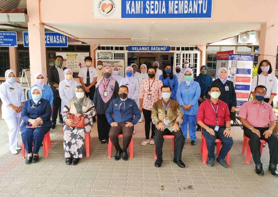 Klinik Pergigian Pekan Air Panas 1 klinik pergigian pekan air panas