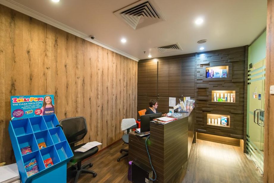 Livingwell Dental Clinic Great Eastern Mall 1 livingwell dental clinic great eastern mall