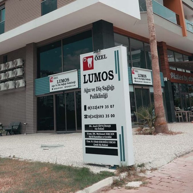 lumos dental clinic